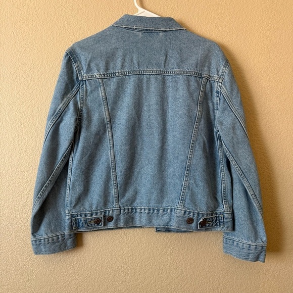 Levi’s Distressed Jean Jacket – Women’s XS - Picture 4 of 4